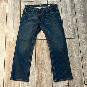 ARIAT slim cut jeans